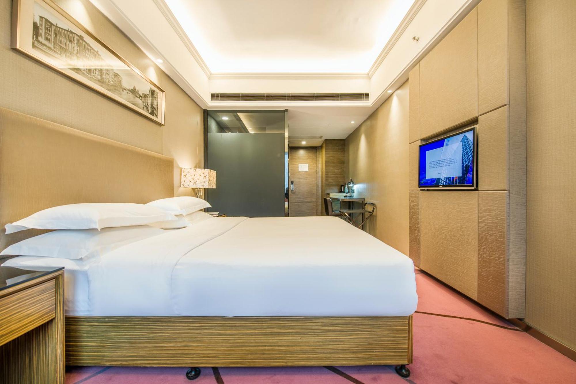 La Perle International Hotel - Free Shuttle Between Hotel And Exhibition Center During Canton Fair & Exhibitor Registration Counter Room photo