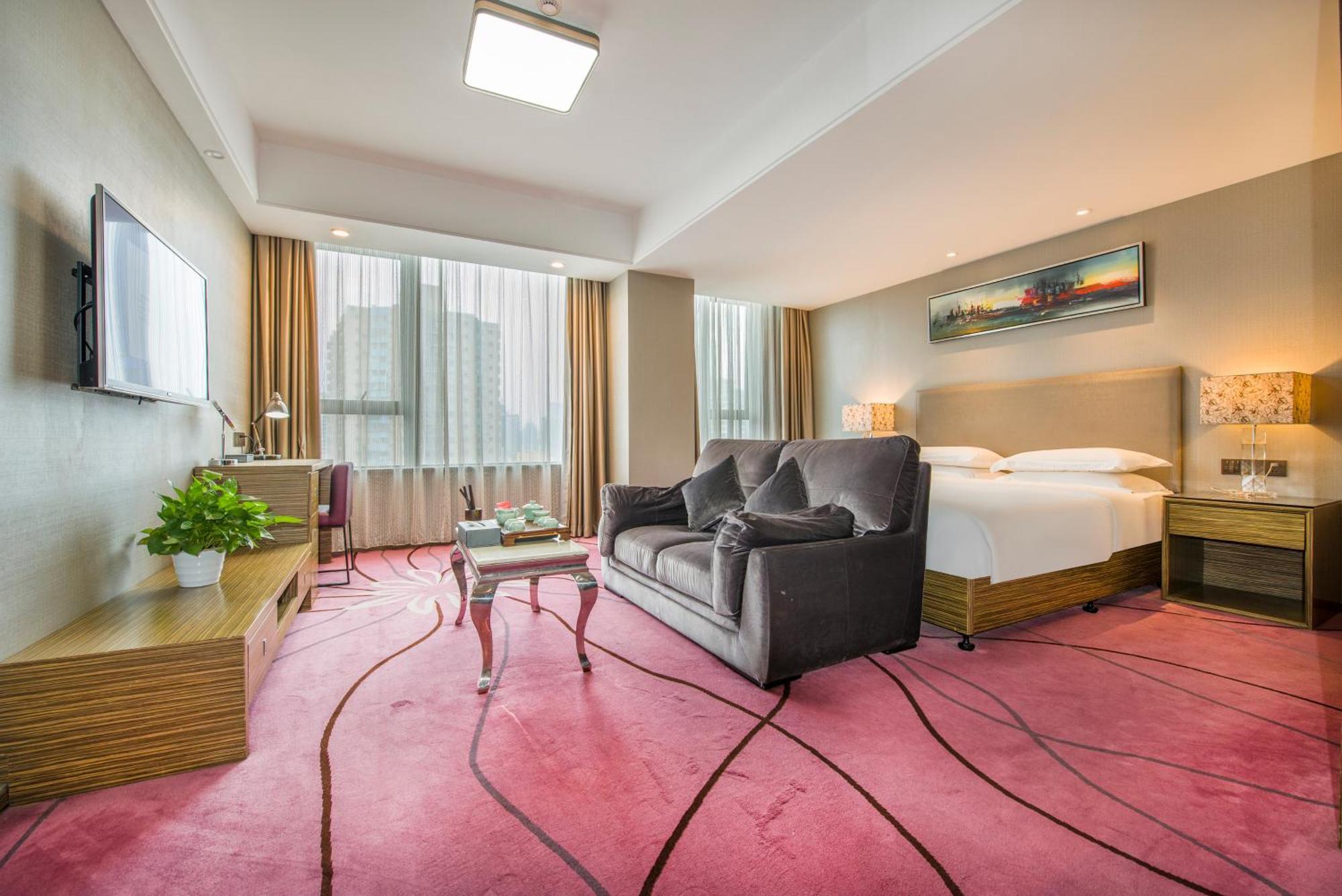 La Perle International Hotel - Free Shuttle Between Hotel And Exhibition Center During Canton Fair & Exhibitor Registration Counter Room photo