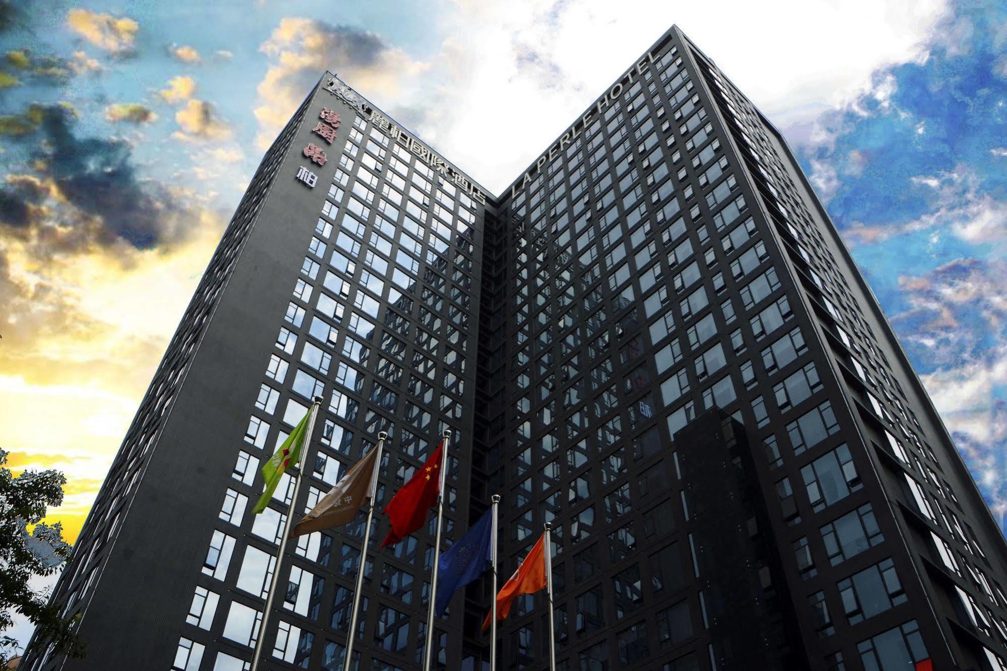La Perle International Hotel - Free Shuttle Between Hotel And Exhibition Center During Canton Fair & Exhibitor Registration Counter Exterior photo